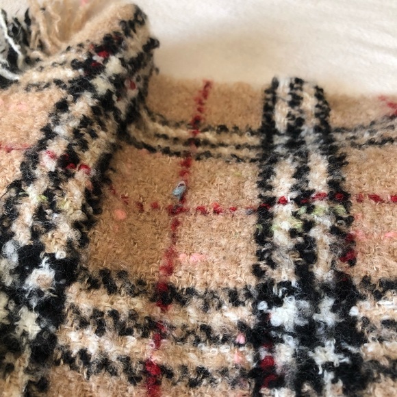 Burberry Nova Check Merino Boucle Fringe Scarf Aut - Picture 9 of 12